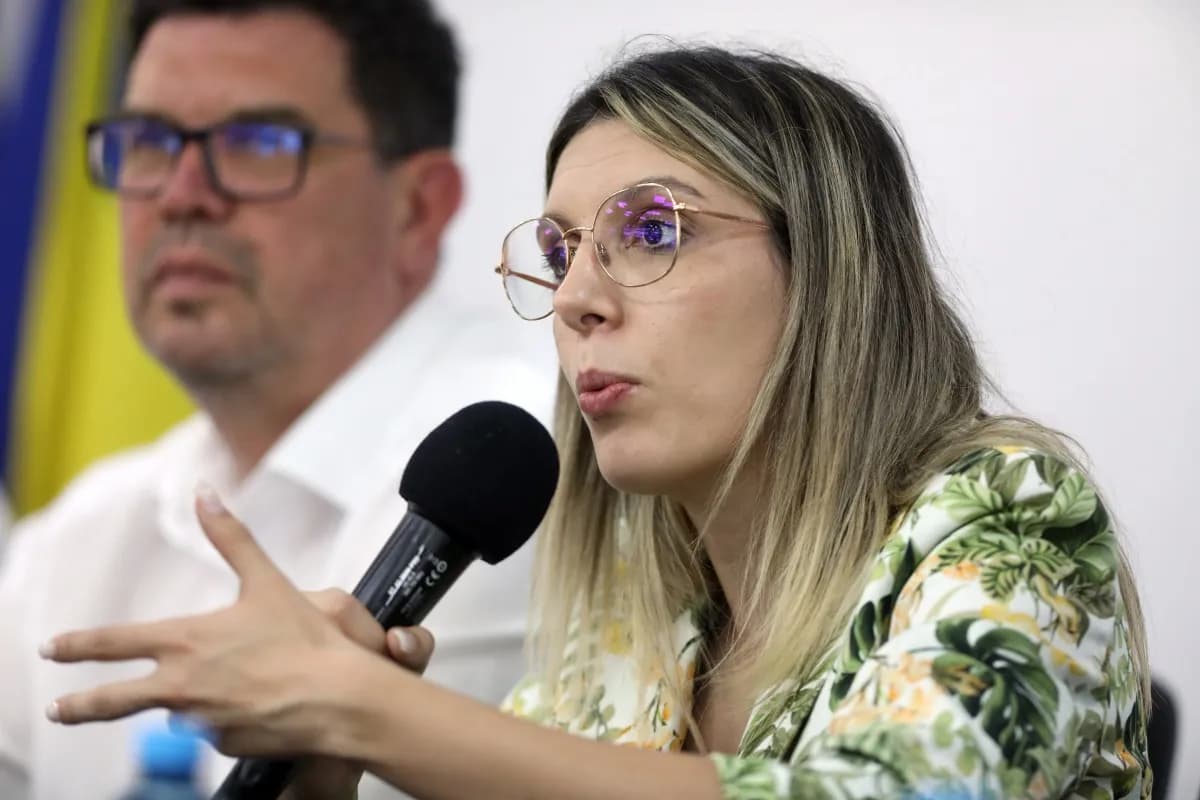 Conferinta de Presa Diana Buzoianu Ministra Mediului — fotografie de presă, Timișoara