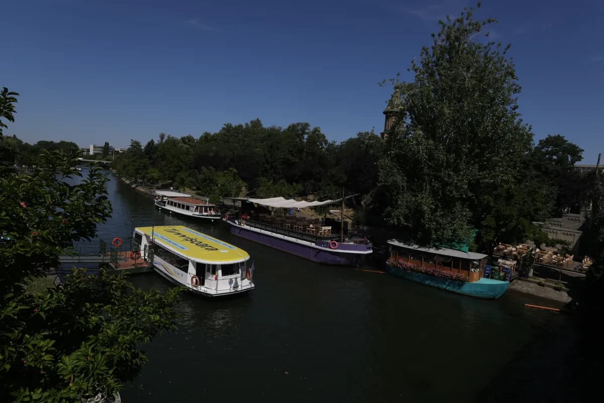 Turism Canalul Bega Timisoara — fotografie de presă, Timișoara