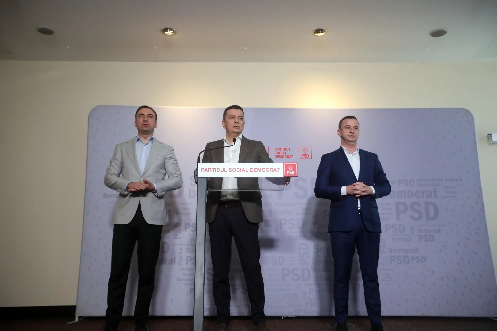 Sorin Grindeanu si Bogdan Ivan si Alfred Simonis (2) — fotografie de presă, Timișoara