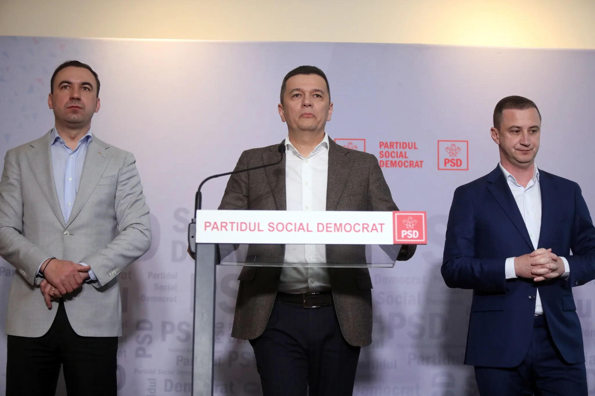 Sorin Grindeanu si Bogdan Ivan si Alfred Simonis — fotografie de presă, Timișoara