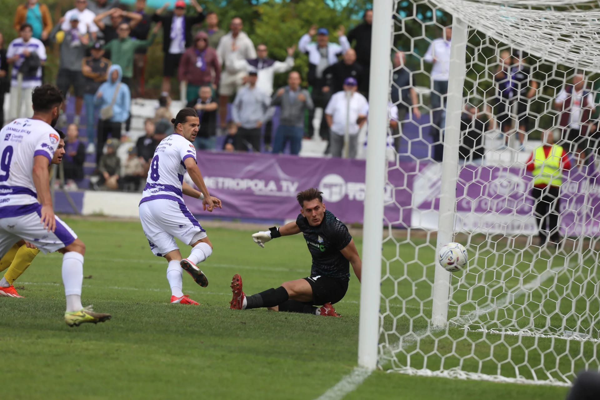 Politehnica Timisoara Csl Stefanesti Liga 2 2026 2027 Fotbal — fotografie sportivă, Timișoara